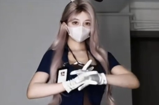 50岁马伊琍新造型惹争议前夫开饭店引关注姚笛用二十年翻红