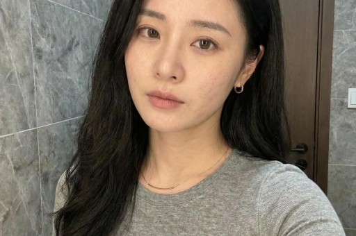 “富二代”的明星梦：有人因演技差被劝退、有人努力卖人设却翻车