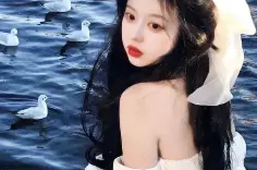 易易紫曝明星翻红后会耍大牌：红了之后就会耍大牌身边有很多